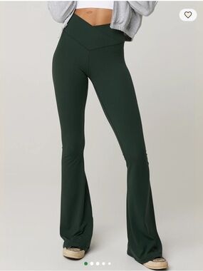 #232. OFFLINE By Aerie Real Me High Waisted Crossover Flare Legging
